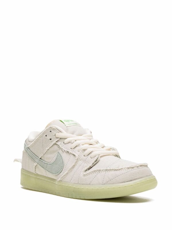 Nike SB Dunk Low Mummy
