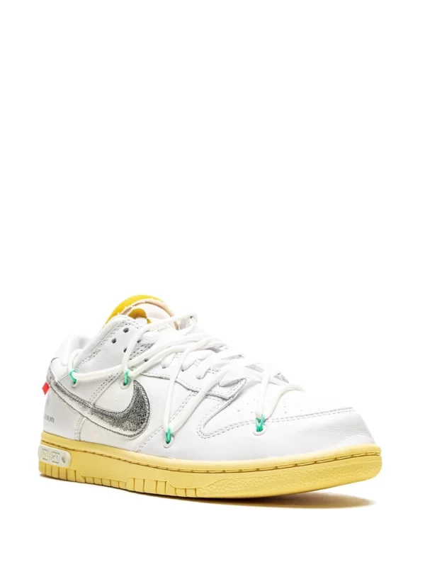 Nike SB Dunk Off-White