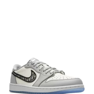 Jordan 1 Low Dior