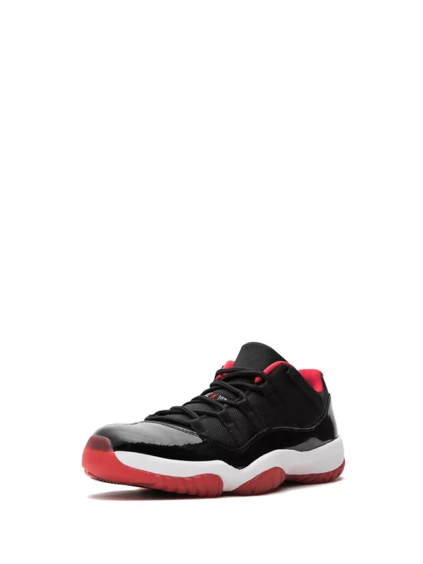 Jordan 11 low Bred
